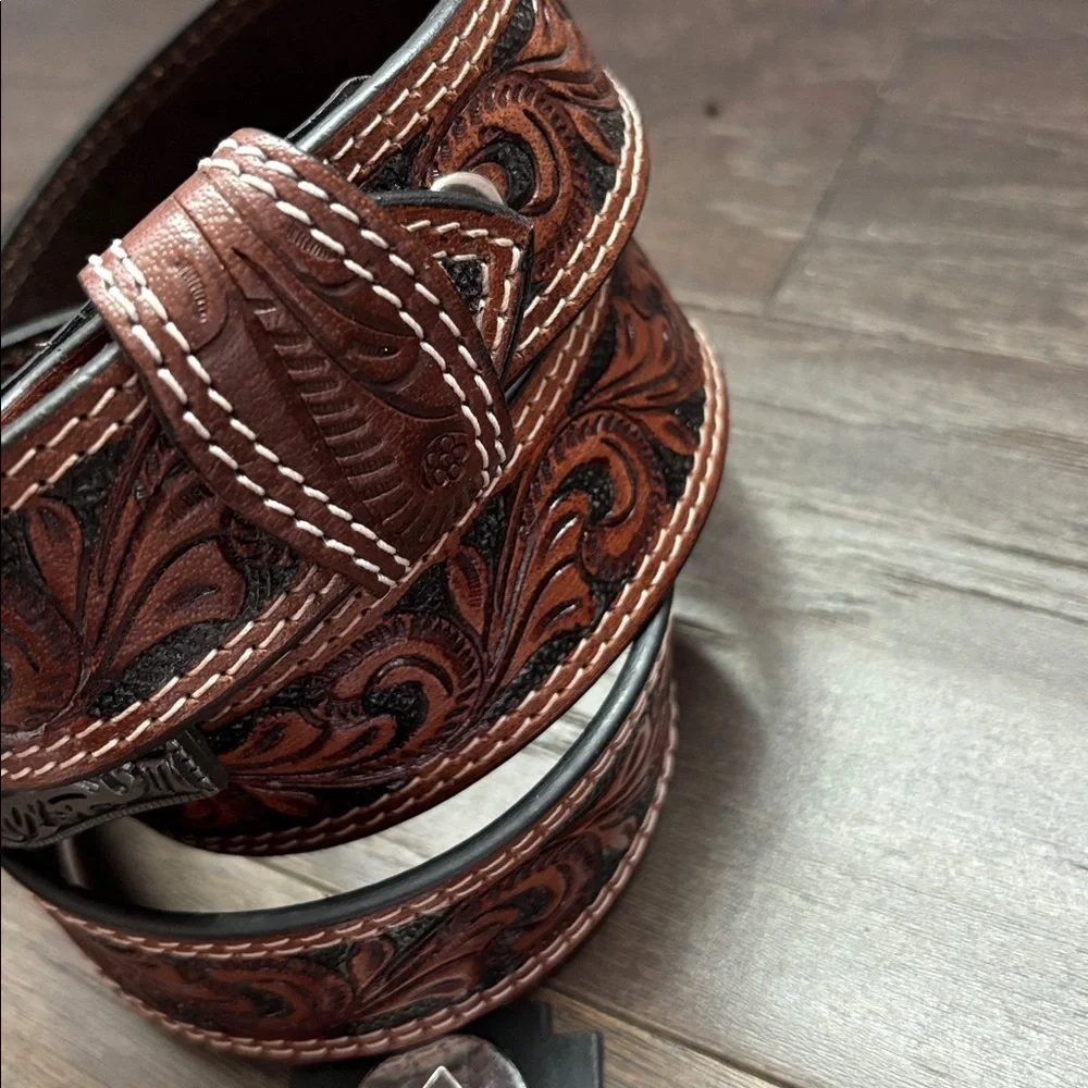 Ridge Mountain Genuine tooled leather,double stitch,antique silver buckle Wester